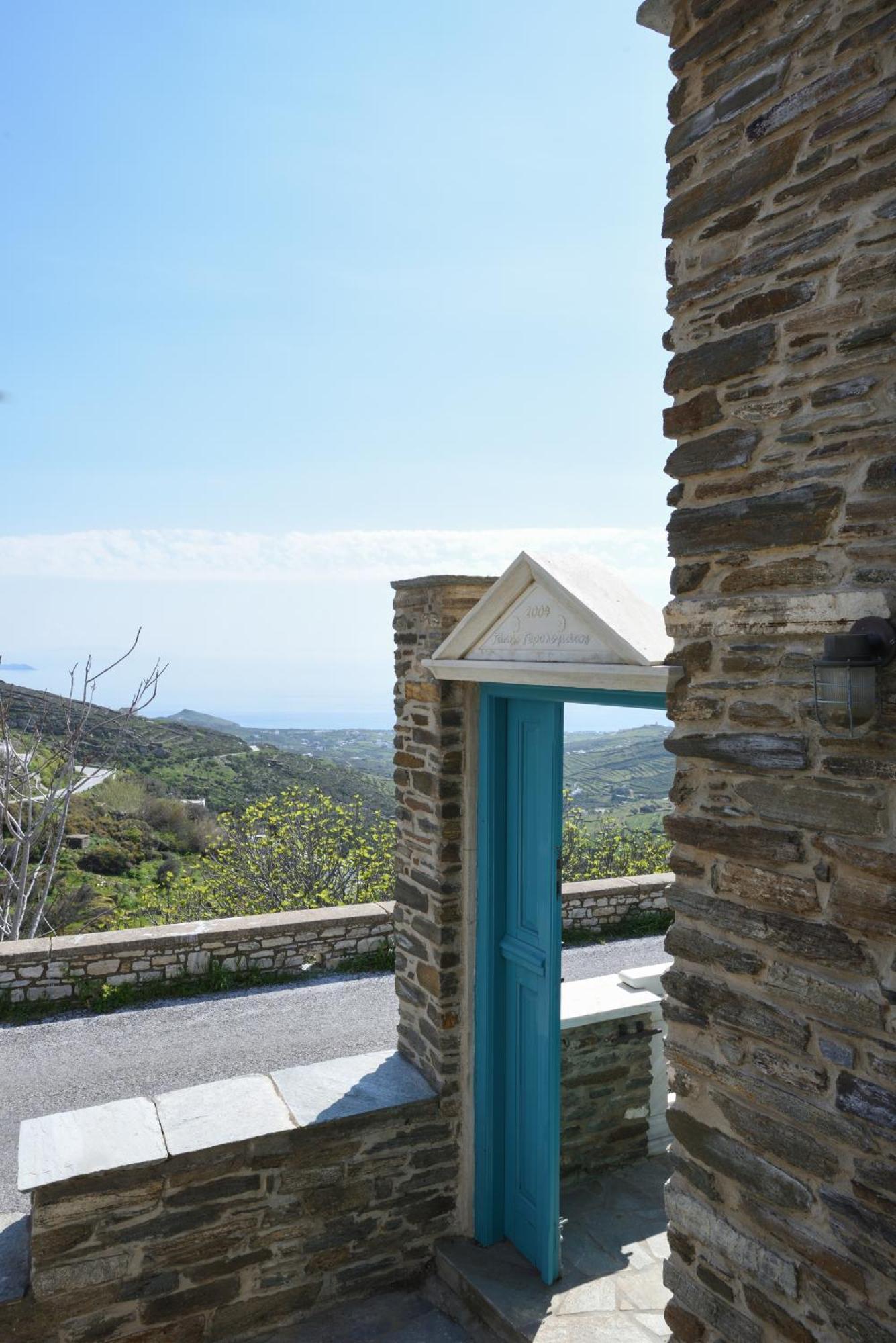 Tinos Grand 6br 15ppl Infinite Views Triandáros