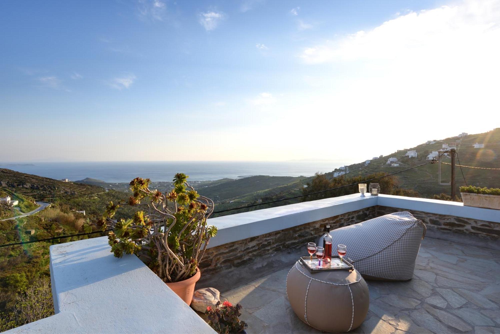 Tinos Grand 6br 15ppl Infinite Views Villa *
