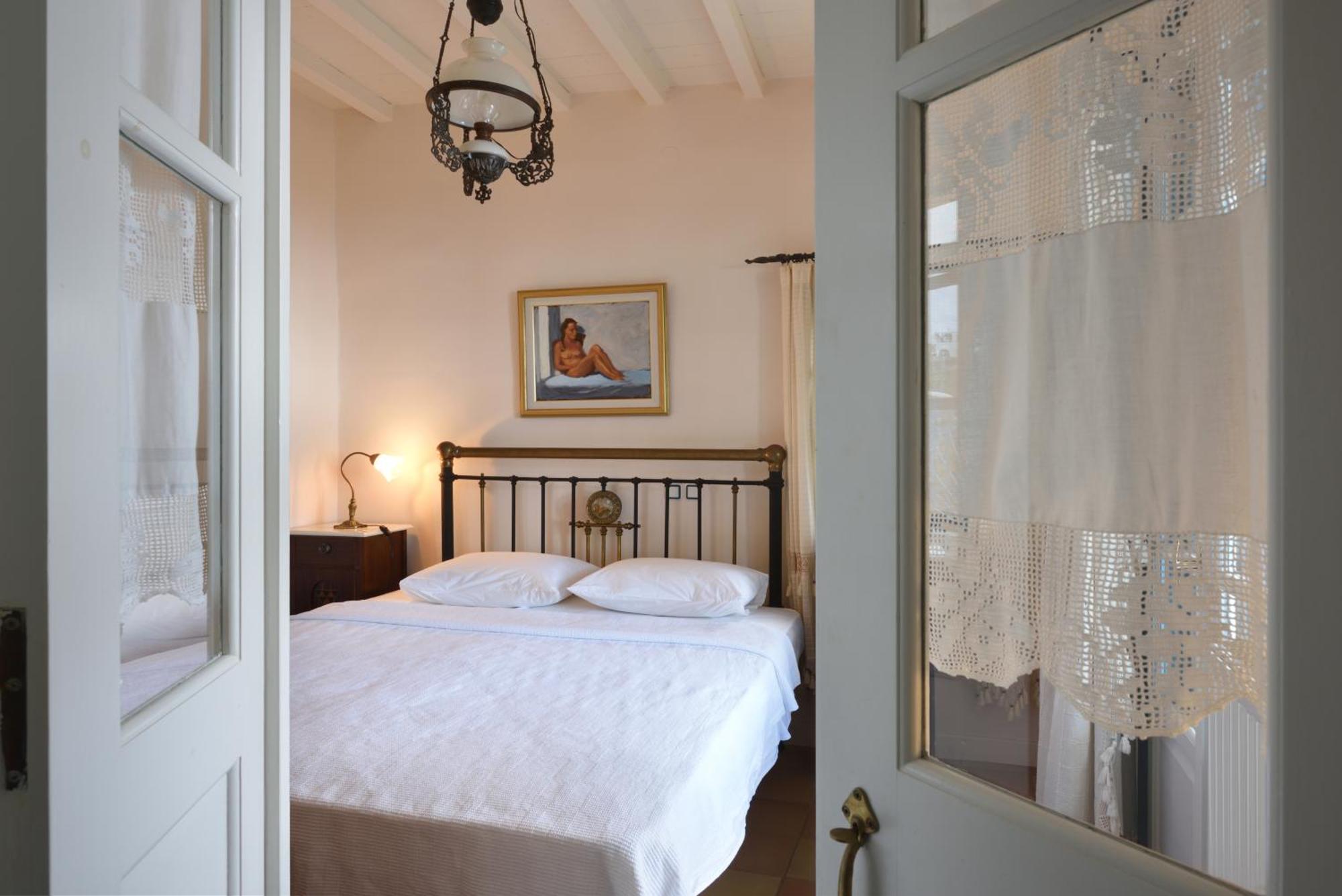Tinos Grand 6br 15ppl Infinite Views Villa *