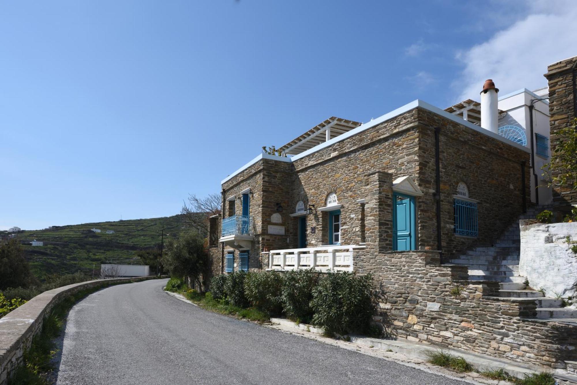 Tinos Grand 6br 15ppl Infinite Views Triandáros